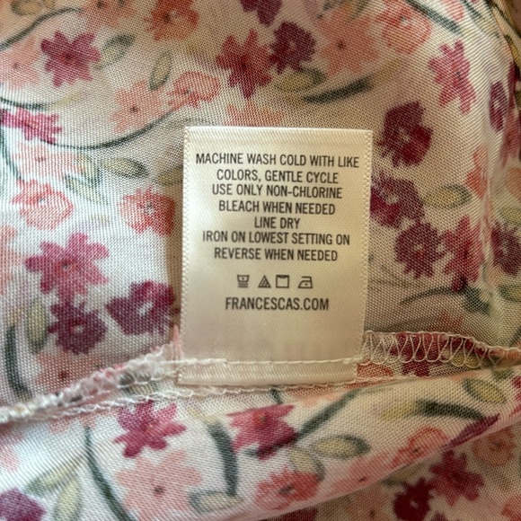 Blue Rain Floral medium blouse - Picture 6 of 6